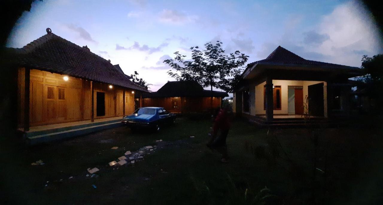 Rumah Limas Yogyakarta Exterior photo